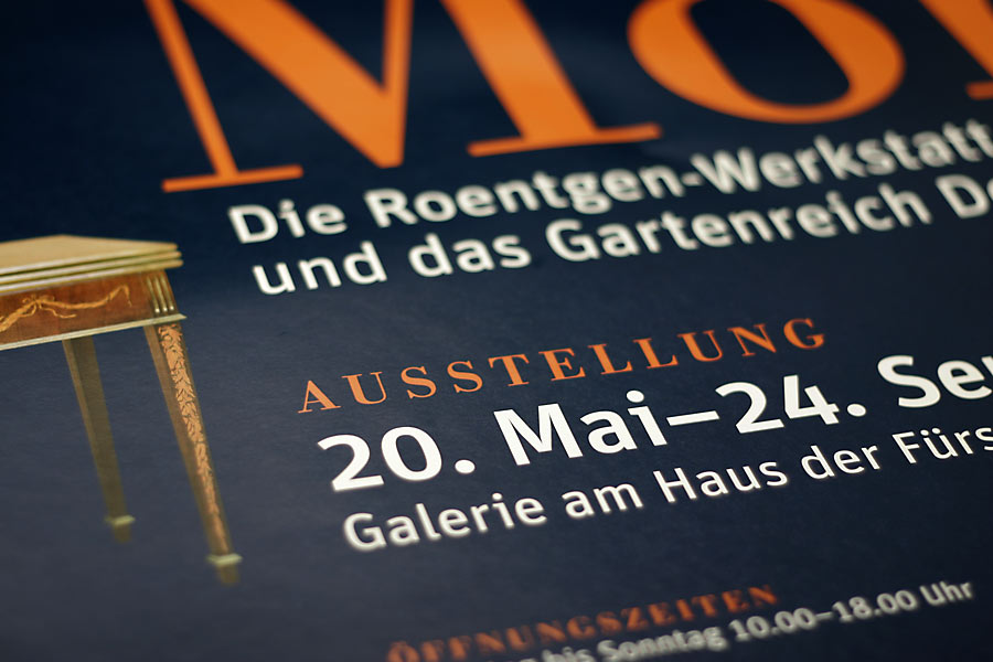 Plakat zu einer Ausstellung der Kulturstiftung DessauWörlitz, Fürstliche Möbel …