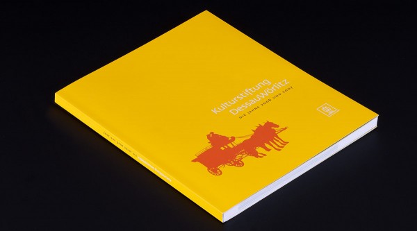 Titel der Publikation »Kulturstiftung DessauWörlitz – Die Jahre 2006 und 2007«; Team VIERZIG A, Dessau-Roßlau, Ulrich Lange