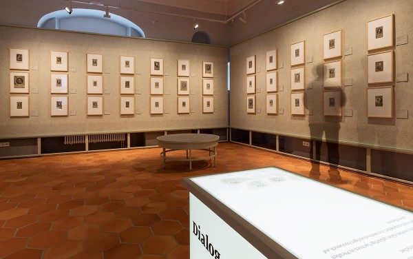 Preußen und Sachsen. Szenen einer Nachbarschaft – Erste Brandenburgische Landesausstellung, Schloss Doberlug, 2014, Szene 6 – Im Dialog (Gelehrtengalerie)