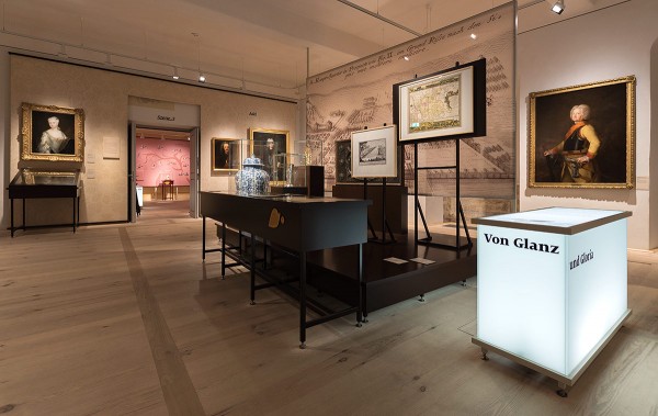 Preußen und Sachsen. Szenen einer Nachbarschaft – Erste Brandenburgische Landesausstellung, Schloss Doberlug, 2014, Szene 4 – Von Glanz und Gloria