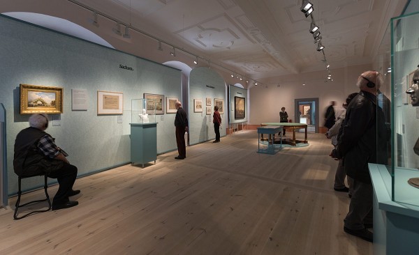 Preußen und Sachsen. Szenen einer Nachbarschaft – Erste Brandenburgische Landesausstellung, Schloss Doberlug, 2014, Szene 7 – Heute Sachse, morgen Preuße